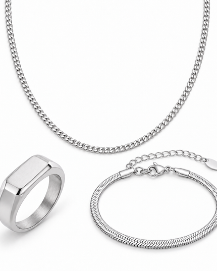 Essentials Set